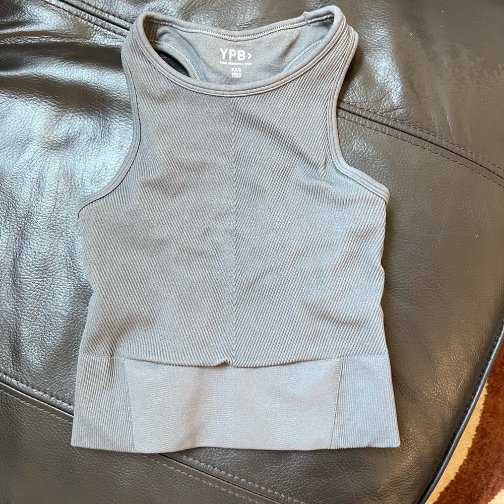 Gray Workout Cropped Tank Top Compression